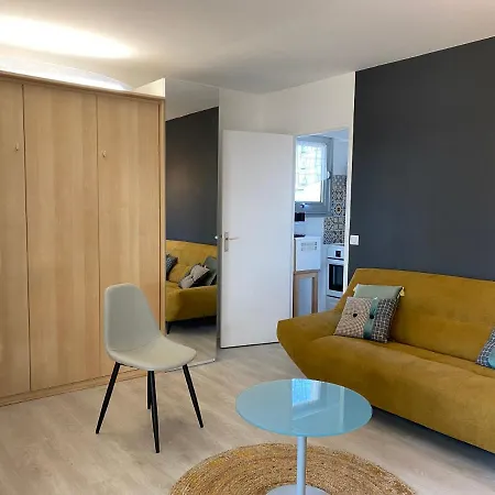 Le Grand Studio Des Pins 아파트 *